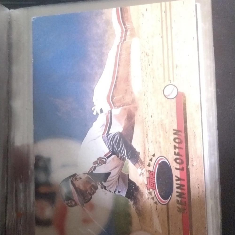 Baseball Cards Album - Picture 4 of 8